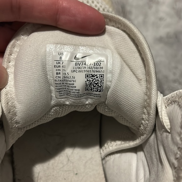 Nike Lebron Witness IV color camo - Picture 4 of 6